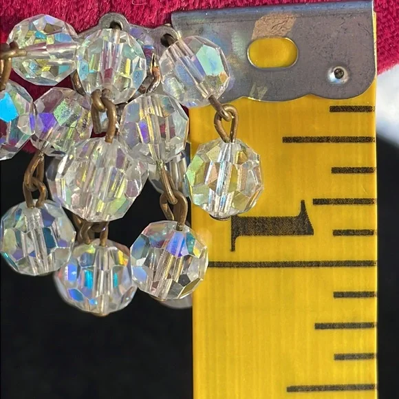 Aurora Borealis bracelet and hanging clip earrings. - Picture 12 of 14